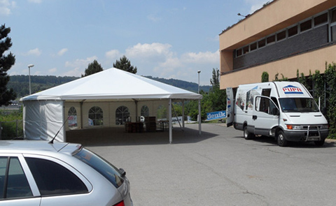 Stan postavíme na každém povrchu.