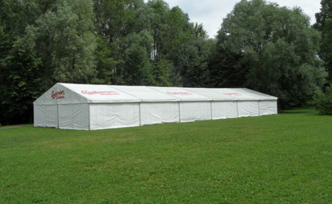 <a href='http://pupaproduction.cz/party-stany-pronajem.html#haly' target='_blank'>Mobilní
                            haly</a> různých rozměrů dodáváme včetně kompletního bočního opláštění a pevných vrat.